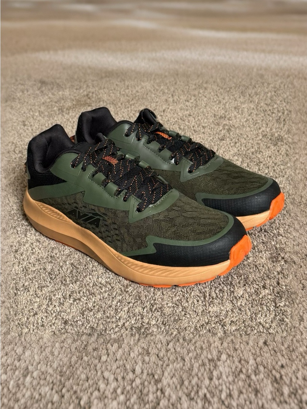 Avia AVI-Storm Men’s Size 11 Rifle Green Black Orange Running Shoes NIB